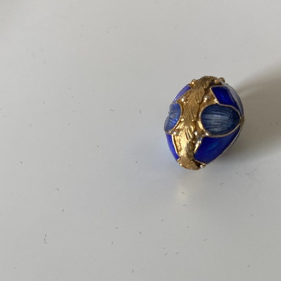 Vintage Faberge Style Blue Enamel Egg Pendant - Picture 4 of 7